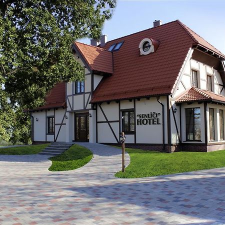 Hotel Senlici Єлгава Екстер'єр фото