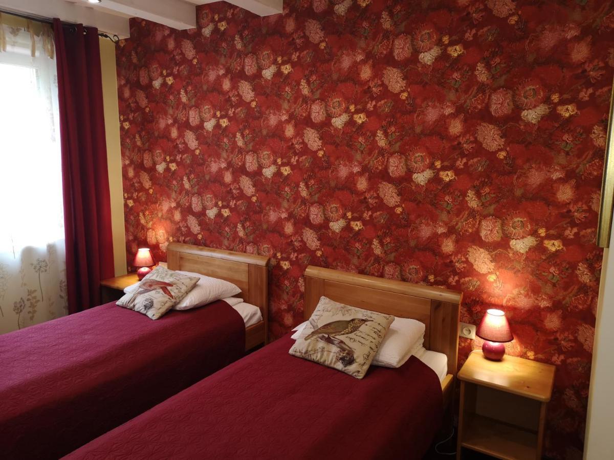 Hotel Senlici Єлгава Екстер'єр фото