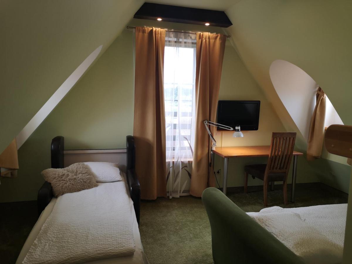 Hotel Senlici Єлгава Екстер'єр фото