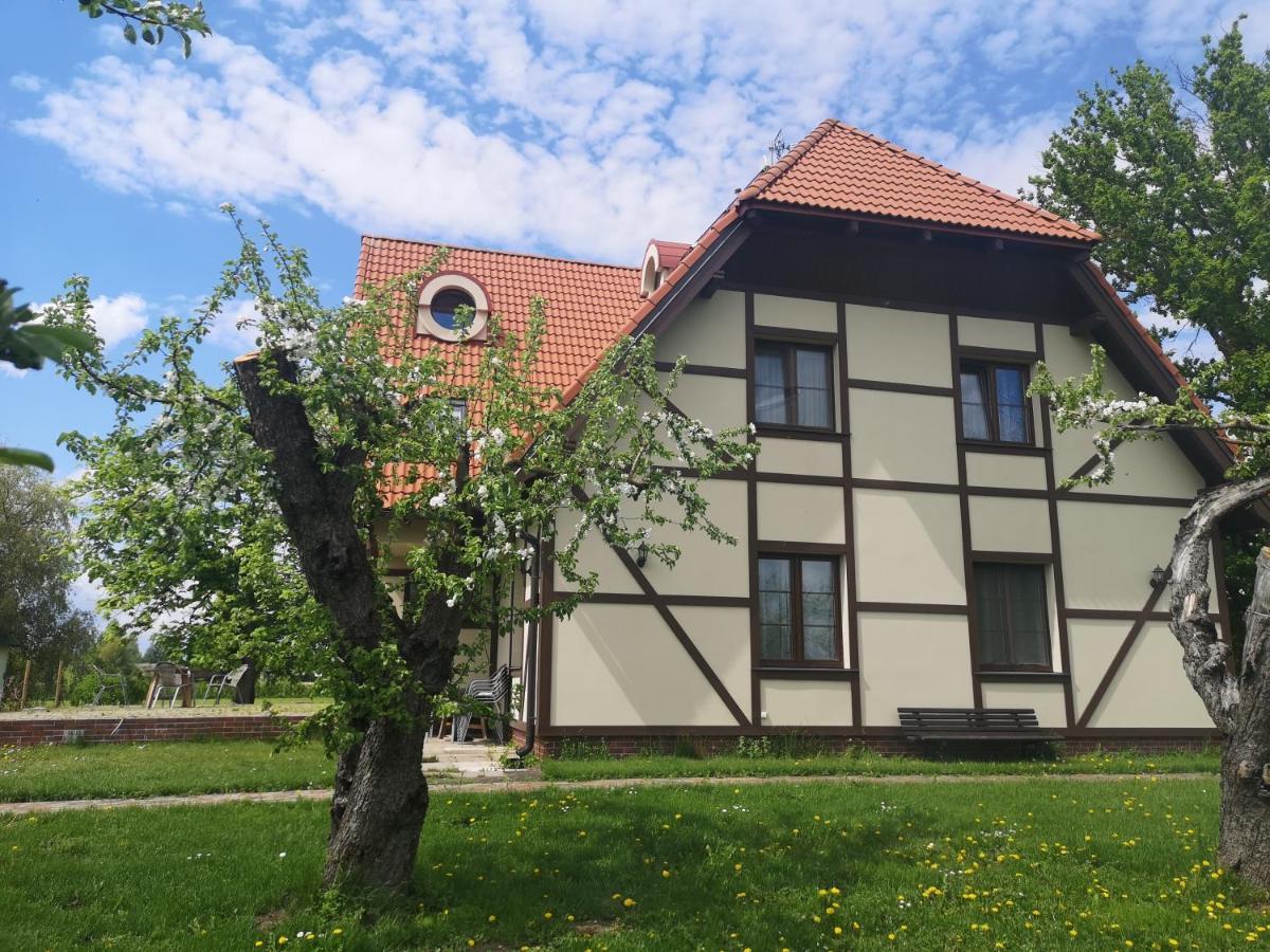 Hotel Senlici Єлгава Екстер'єр фото