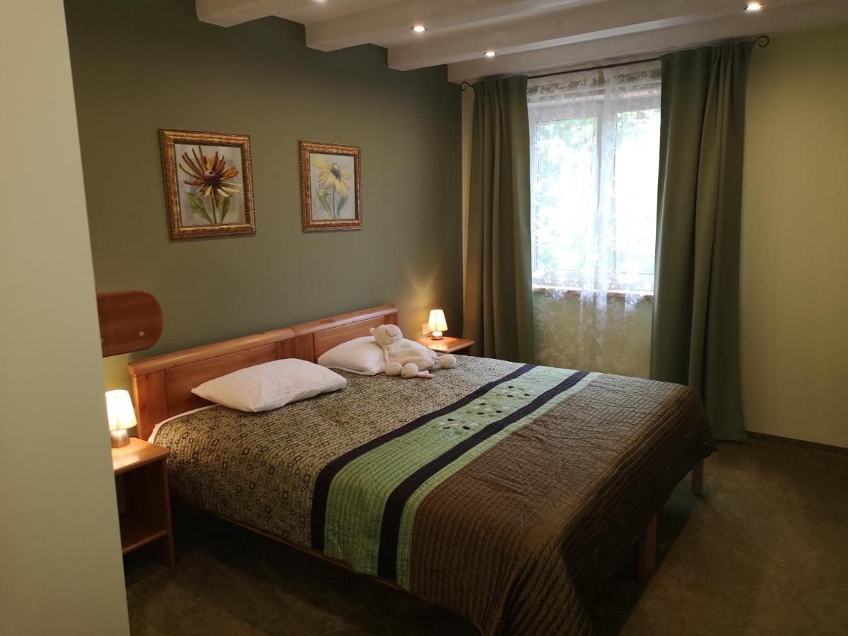 Hotel Senlici Єлгава Екстер'єр фото